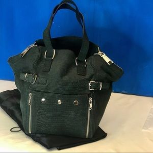 Yves Saint Laurent Medium Deep Green